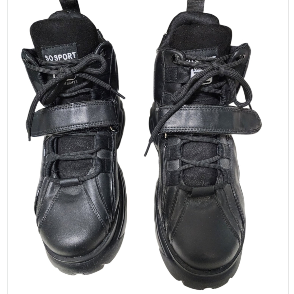 Preowned So Sport Womens Goth Sneakers